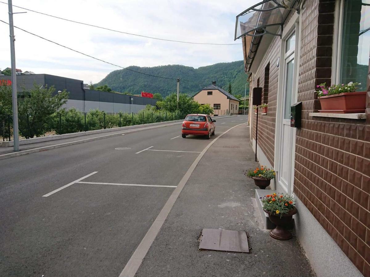 Apartman Sara Vl. Franjo Klasic Крапина Экстерьер фото